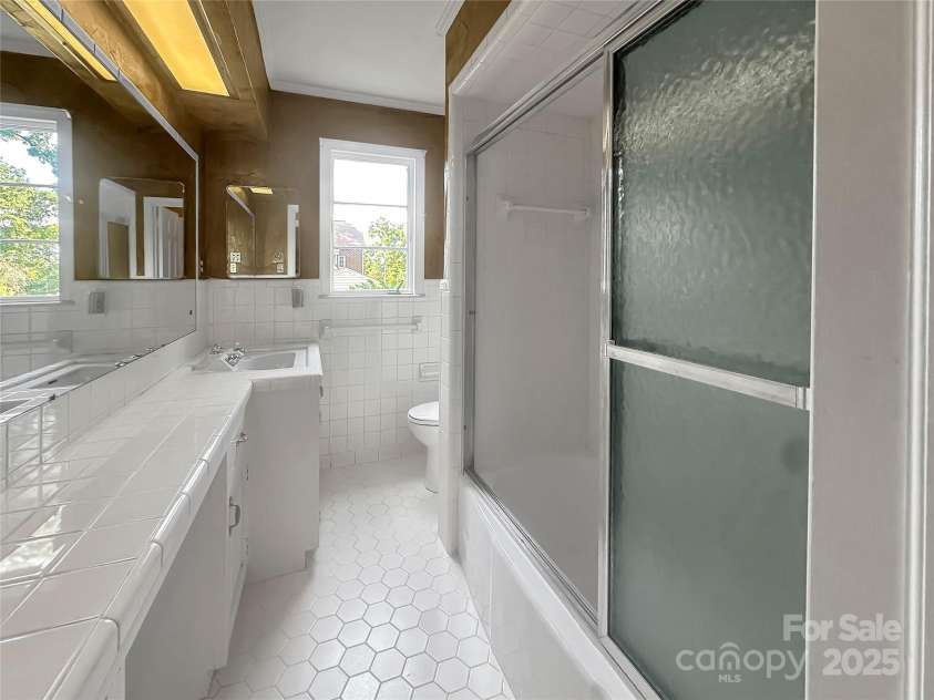 208 Gaston Street, Kings Mountain, NC 28086.  MLS# CAR4280121, YatesRealty ID 31646. 