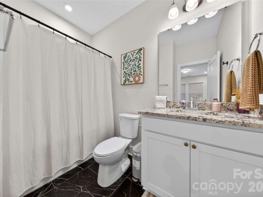 4033 Polluck Way, Charlotte, NC 28209.  MLS# CAR4381585, YatesRealty ID 31648. Lower Guest En-Suite