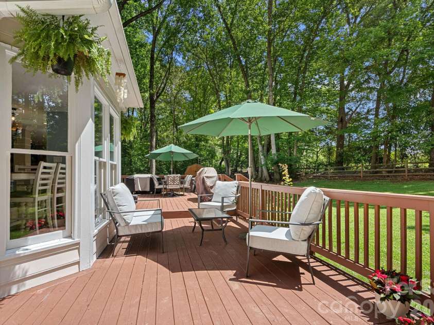 14636 South Brent Drive, Huntersville, NC 28078.  MLS# CAR4380788, YatesRealty ID 31649. 
