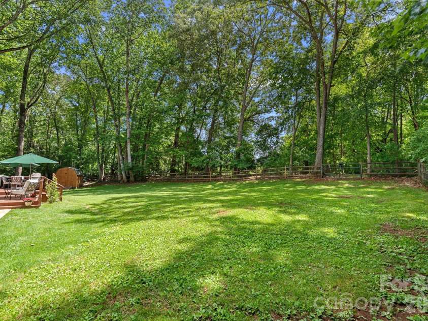 14636 South Brent Drive, Huntersville, NC 28078.  MLS# CAR4380788, YatesRealty ID 31649. 