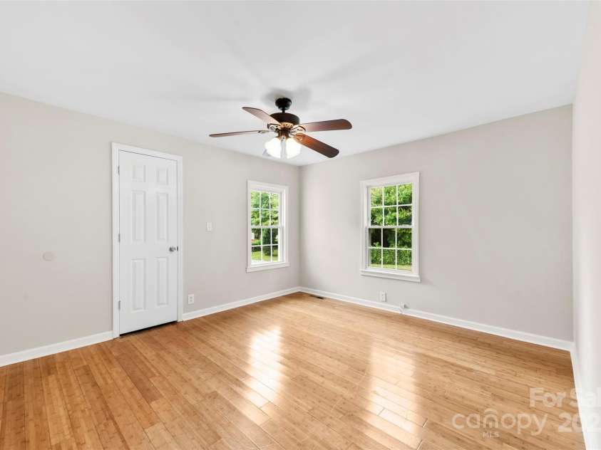 203 Sacco Street, Belmont, NC 28012.  MLS# CAR4287851, YatesRealty ID 31649. 