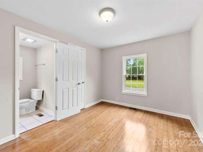 203 Sacco Street, Belmont, NC 28012.  MLS# CAR4287851, YatesRealty ID 31649. 