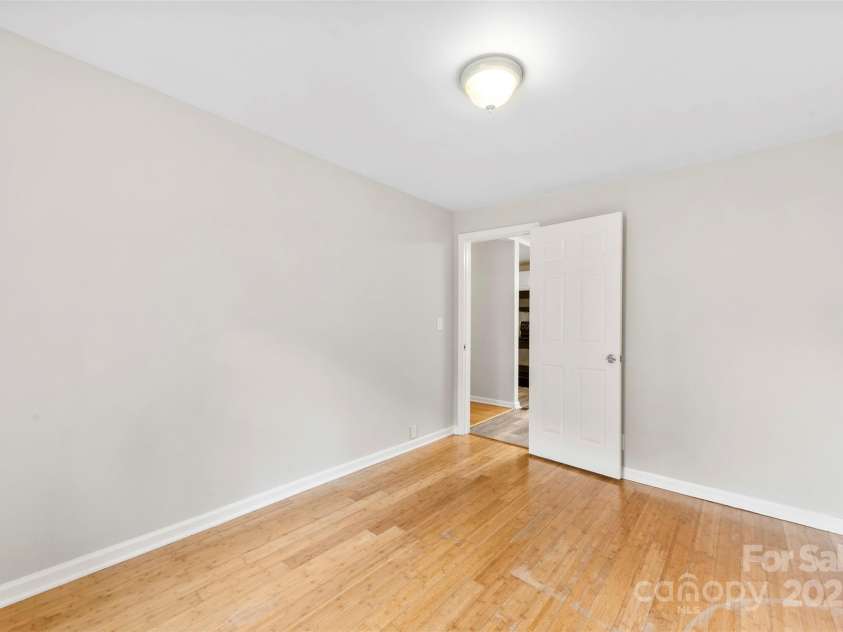 203 Sacco Street, Belmont, NC 28012.  MLS# CAR4287851, YatesRealty ID 31649. 