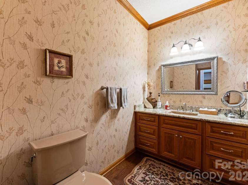 5030 Samuel Pinckney Drive, Belmont, NC 28012.  MLS# CAR4353587, YatesRealty ID 3165. 