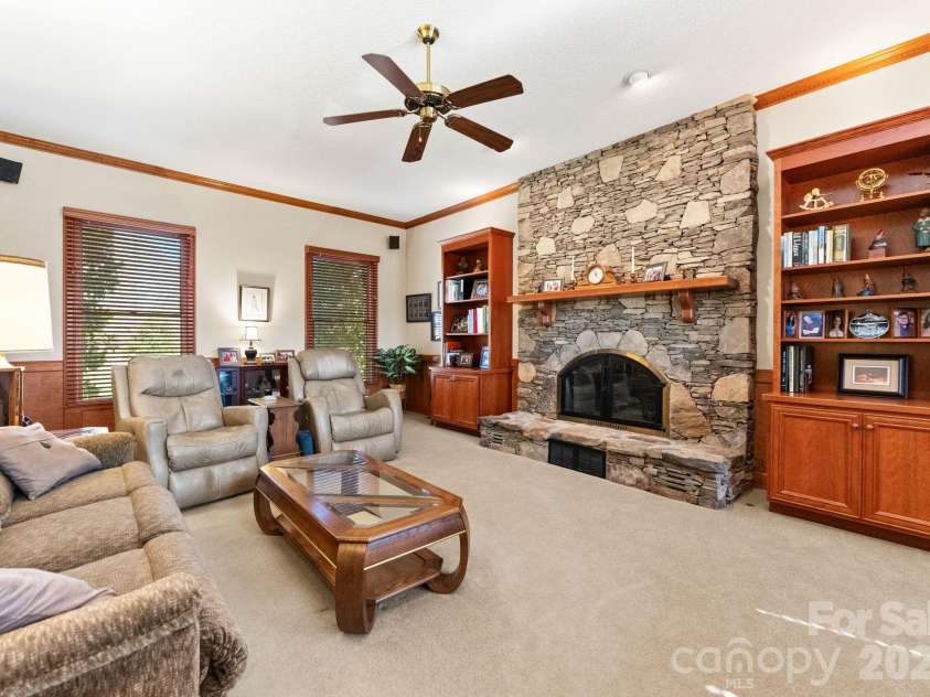 5030 Samuel Pinckney Drive, Belmont, NC 28012.  MLS# CAR4353587, YatesRealty ID 3165. 