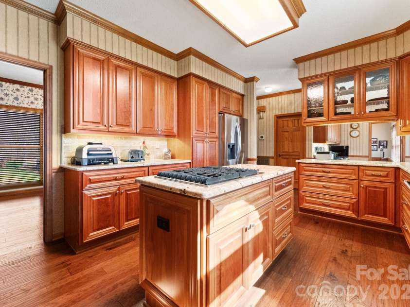 5030 Samuel Pinckney Drive, Belmont, NC 28012.  MLS# CAR4353587, YatesRealty ID 3165. 