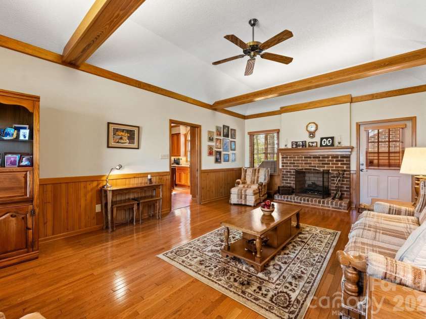 5030 Samuel Pinckney Drive, Belmont, NC 28012.  MLS# CAR4353587, YatesRealty ID 3165. 