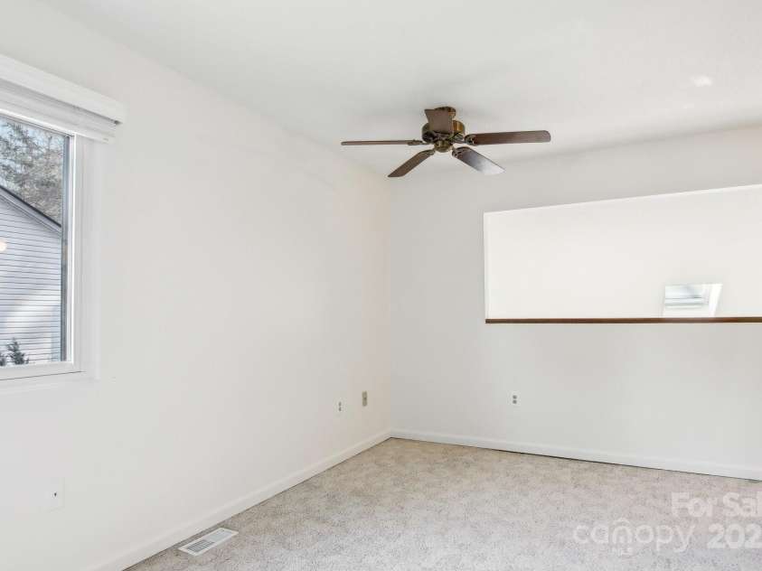 217 Cheyenne Court, Asheville, NC 28803.  MLS# CAR4230439, YatesRealty ID 31650. 