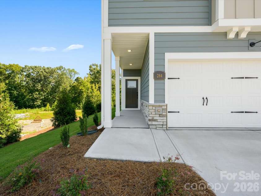 284 Alluvium Lane, Waxhaw, NC 28173.  MLS# CAR4371507, YatesRealty ID 31651. 
