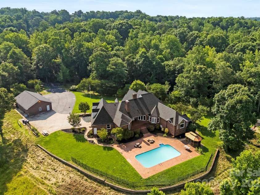 929 Blacksnake Road, Stanley, NC 28164.  MLS# CAR4276028, YatesRealty ID 31651. 