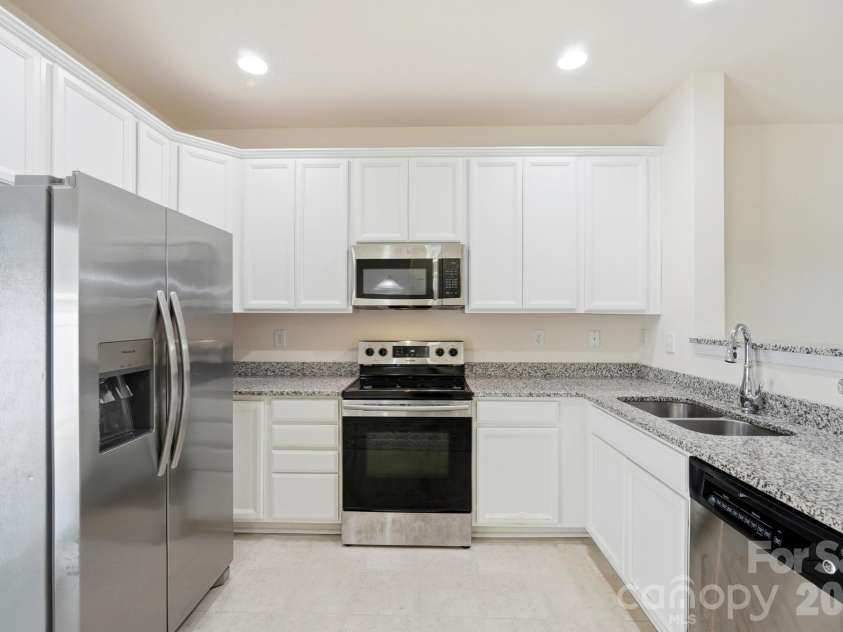 175 Limerick Road, Mooresville, NC 28115.  MLS# CAR4385531, YatesRealty ID 31652. 
