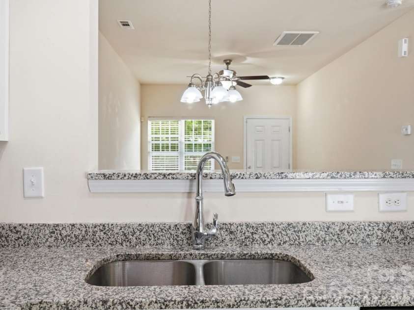 175 Limerick Road, Mooresville, NC 28115.  MLS# CAR4385531, YatesRealty ID 31652. 