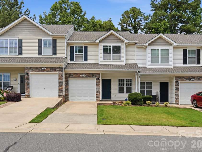 175 Limerick Road, Mooresville, NC 28115.  MLS# CAR4385531, YatesRealty ID 31652. 