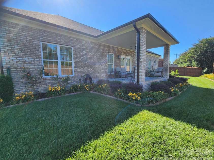 260 Lagoda Drive, Locust, NC 28097.  MLS# CAR4389674, YatesRealty ID 31655. 