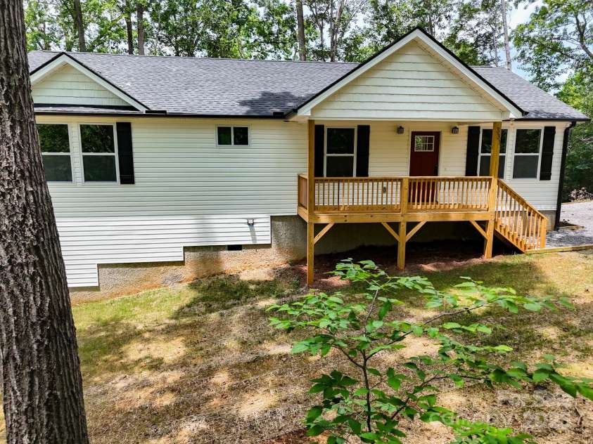 331 Haven Ridge Lane, Marion, NC 28752.  MLS# CAR4274862, YatesRealty ID 31655. 