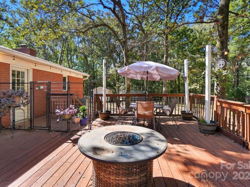 109 Carter Road, Monroe, NC 28110.  MLS# CAR4312358, YatesRealty ID 31656. 