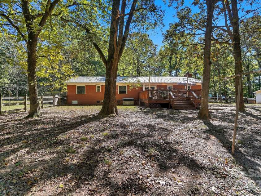 109 Carter Road, Monroe, NC 28110.  MLS# CAR4312358, YatesRealty ID 31656. 