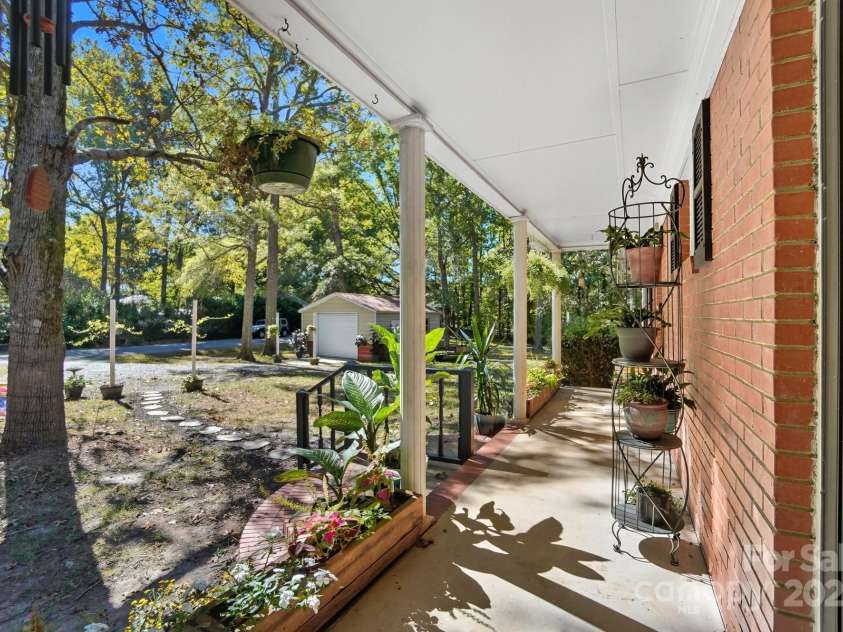 109 Carter Road, Monroe, NC 28110.  MLS# CAR4312358, YatesRealty ID 31656. 