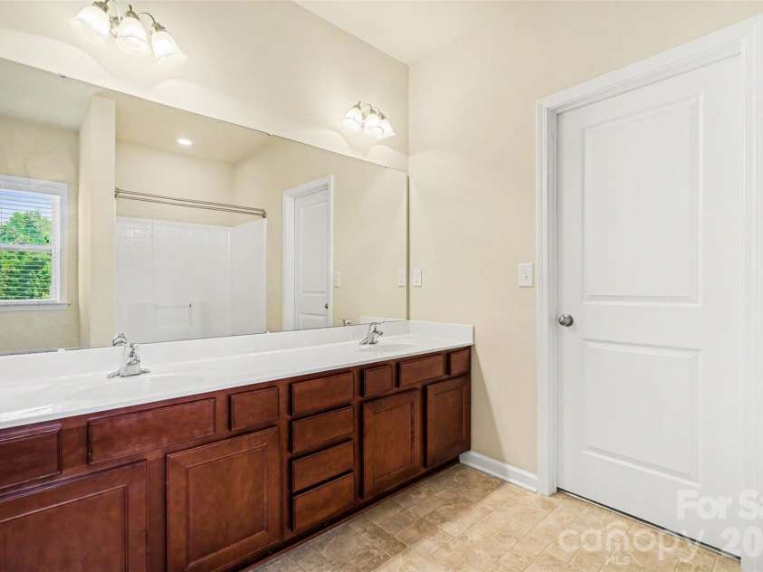 9578 Clarkes Meadow Place, Concord, NC 28027.  MLS# CAR4389553, YatesRealty ID 31656. 