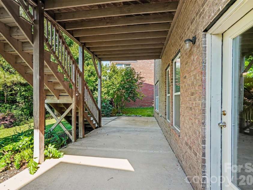9578 Clarkes Meadow Place, Concord, NC 28027.  MLS# CAR4389553, YatesRealty ID 31656. 