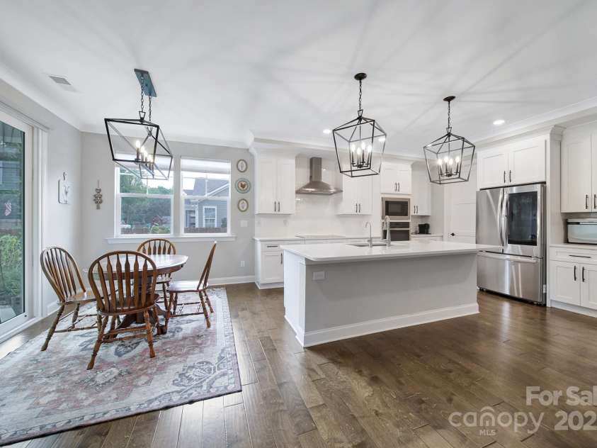 107 Collins Grove Court, Mooresville, NC 28115.  MLS# CAR4281095, YatesRealty ID 31658. Kitchen