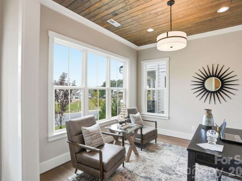 19024 Newburg Hill Road, Davidson, NC 28036.  MLS# CAR4409824, YatesRealty ID 31658. 