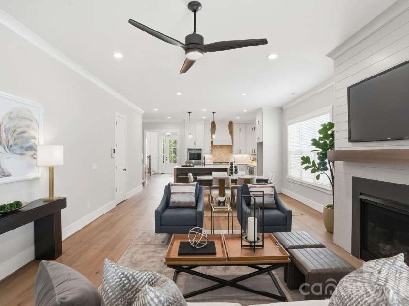 19024 Newburg Hill Road, Davidson, NC 28036.  MLS# CAR4409824, YatesRealty ID 31658. 