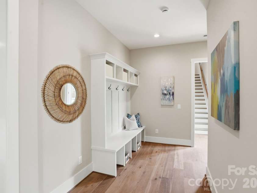 19024 Newburg Hill Road, Davidson, NC 28036.  MLS# CAR4409824, YatesRealty ID 31658. 
