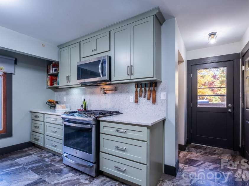 240 Eldon Lane, Salisbury, NC 28144.  MLS# CAR4335257, YatesRealty ID 3166. 