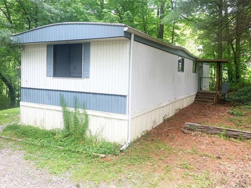 295 Asbury Road, Candler, NC 28715.  MLS# CAR4308375, YatesRealty ID 3166. 