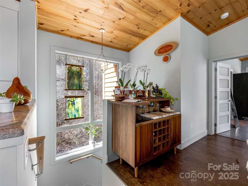 920 Island Cove Road, Penrose, NC 28766.  MLS# CAR4226204, YatesRealty ID 3166. 