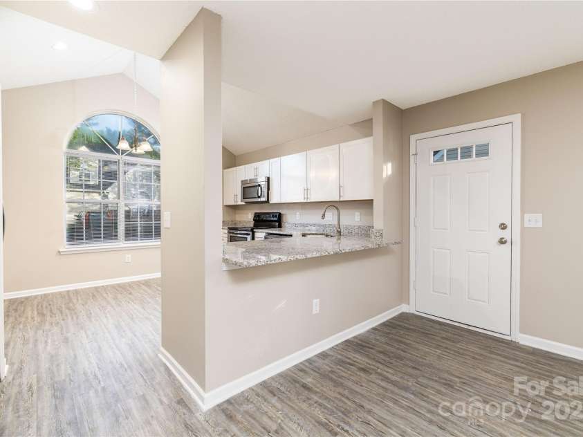 11531 Delores Ferguson Lane, Charlotte, NC 28277.  MLS# CAR4274985, YatesRealty ID 31663. 