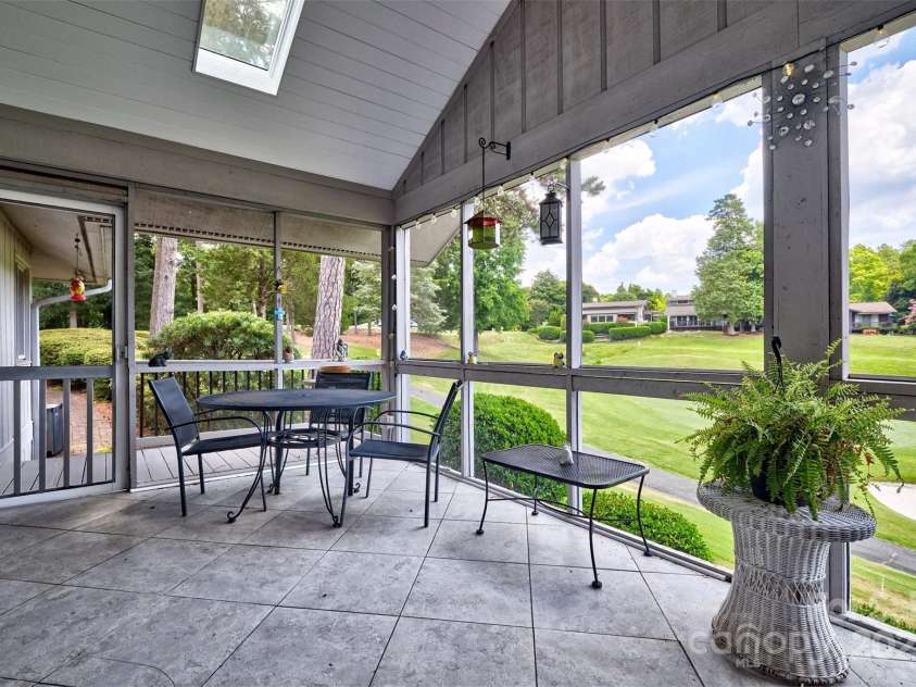 17 Heritage Drive, Lake Wylie, SC 29710.  MLS# CAR4276829, YatesRealty ID 31664. Awesome screened porch overlooking golf course