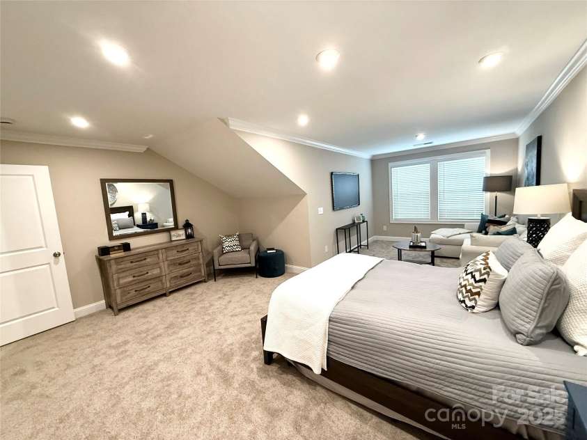 12051 Lavinia Lane, Charlotte, NC 28277.  MLS# CAR4257366, YatesRealty ID 31665. 