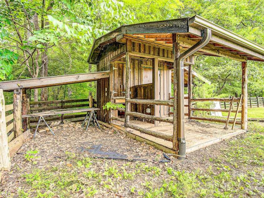 5165 Woodleaf Road, Salisbury, NC 28147.  MLS# CAR4285658, YatesRealty ID 31666. 