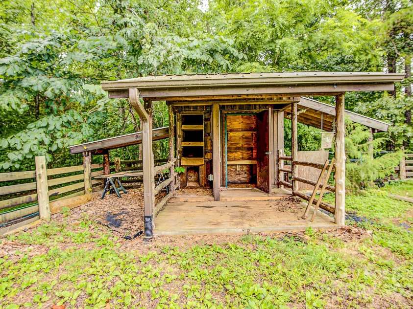 5165 Woodleaf Road, Salisbury, NC 28147.  MLS# CAR4285658, YatesRealty ID 31666. 