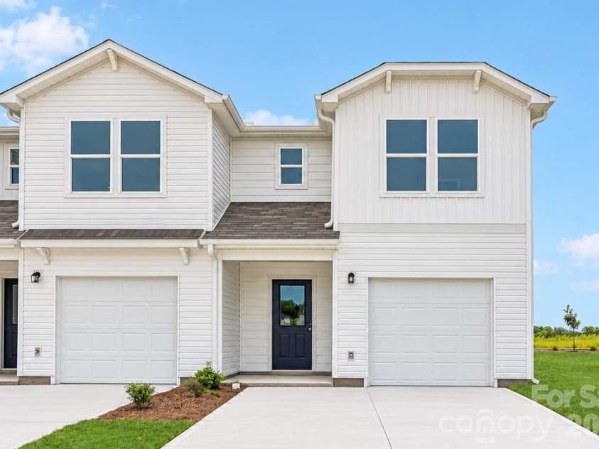 6026 Tavener Drive, Spartanburg, SC 29307.  MLS# CAR4391972, YatesRealty ID 31666. 