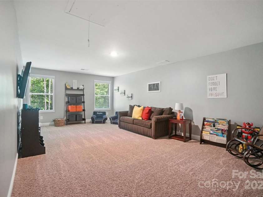 16229 Loch Raven Road, Huntersville, NC 28078.  MLS# CAR4265666, YatesRealty ID 31669. 
