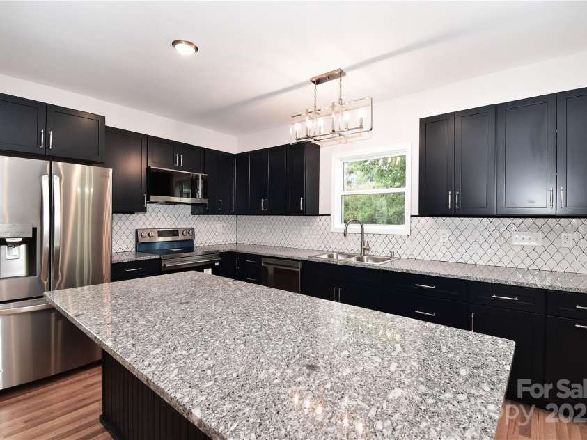 223 Main Street, Canton, NC 28716.  MLS# CAR4308024, YatesRealty ID 3167. 