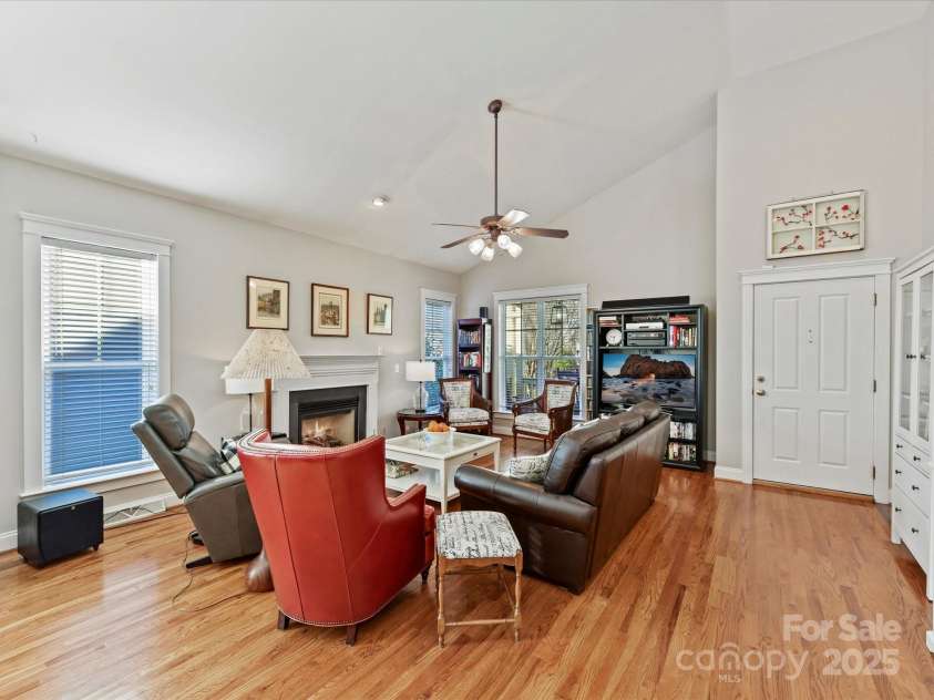 7509 Thorn Creek Lane, Tega Cay, SC 29708.  MLS# CAR4223856, YatesRealty ID 3167. 