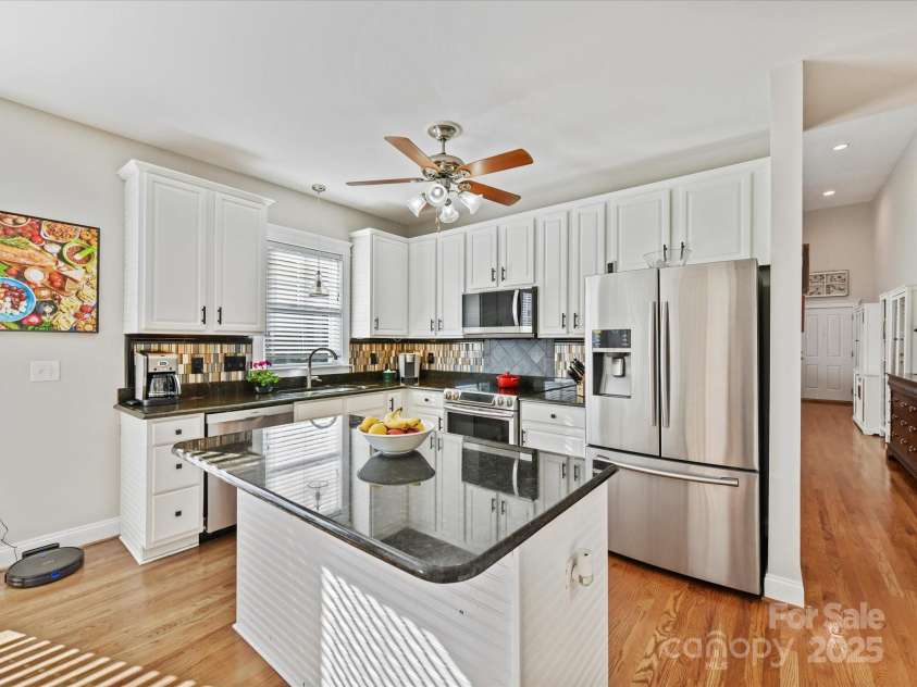 7509 Thorn Creek Lane, Tega Cay, SC 29708.  MLS# CAR4223856, YatesRealty ID 3167. 