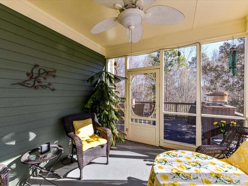 7509 Thorn Creek Lane, Tega Cay, SC 29708.  MLS# CAR4223856, YatesRealty ID 3167. 