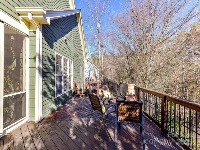 7509 Thorn Creek Lane, Tega Cay, SC 29708.  MLS# CAR4223856, YatesRealty ID 3167. 