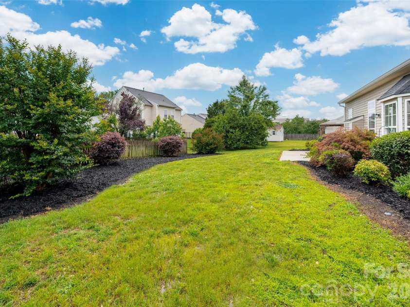 11916 Creek Turn Drive, Charlotte, NC 28278.  MLS# CAR4390883, YatesRealty ID 31670. 