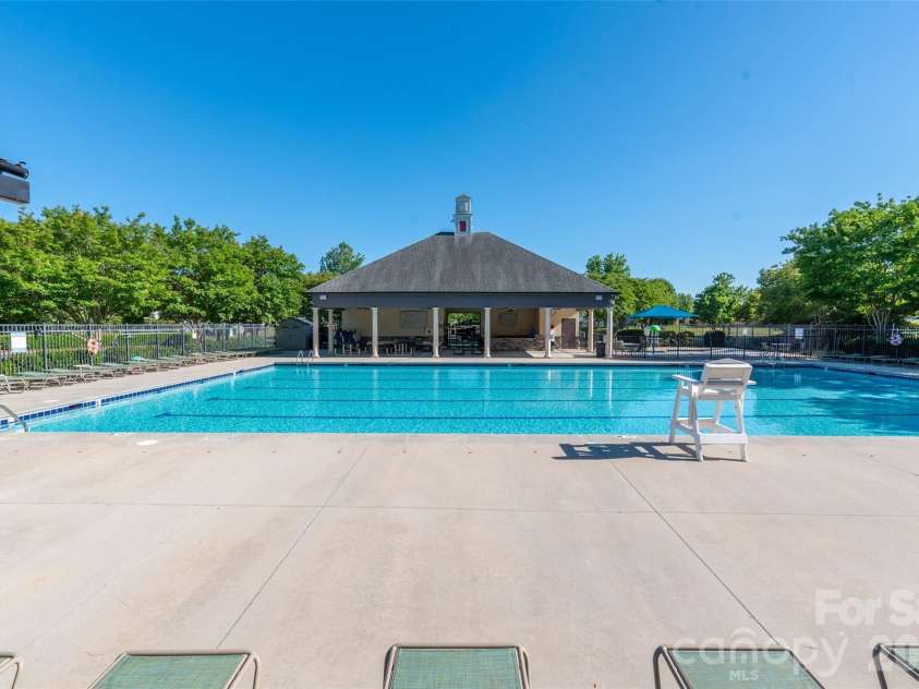11916 Creek Turn Drive, Charlotte, NC 28278.  MLS# CAR4390883, YatesRealty ID 31670. 