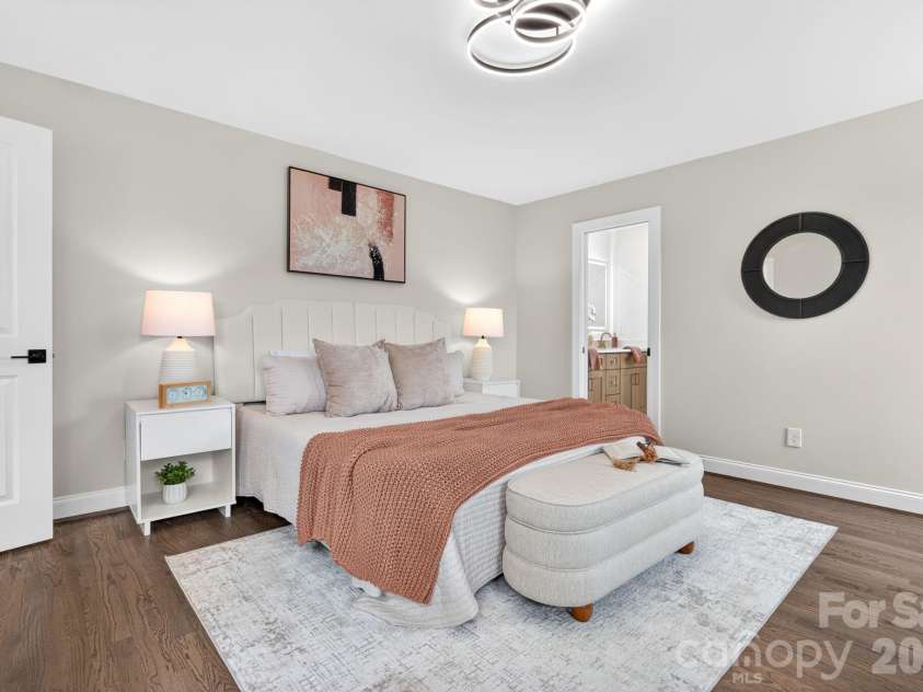 1434 Waddell Street, Charlotte, NC 28216.  MLS# CAR4392267, YatesRealty ID 31671. 