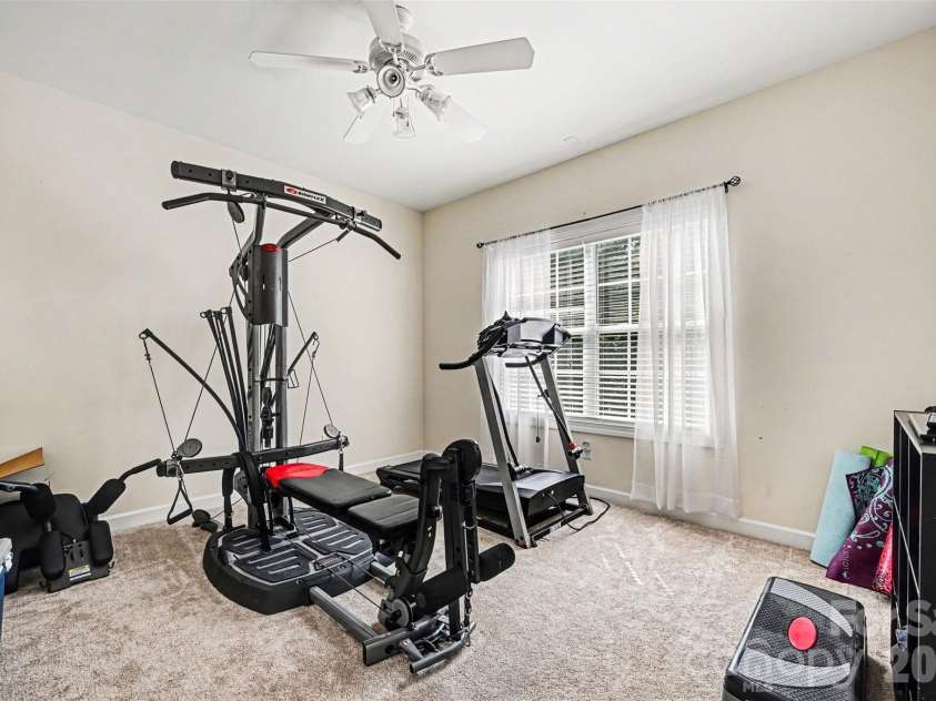 3124 Grandeur Road, Charlotte, NC 28269.  MLS# CAR4387710, YatesRealty ID 31673. 
