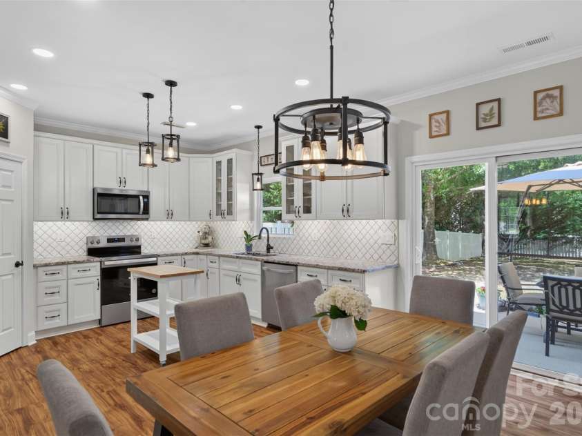 205 Sycamore Creek Road, Fort Mill, SC 29708.  MLS# CAR4393850, YatesRealty ID 31674. 