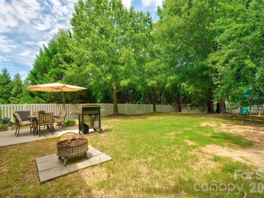205 Sycamore Creek Road, Fort Mill, SC 29708.  MLS# CAR4393850, YatesRealty ID 31674. 