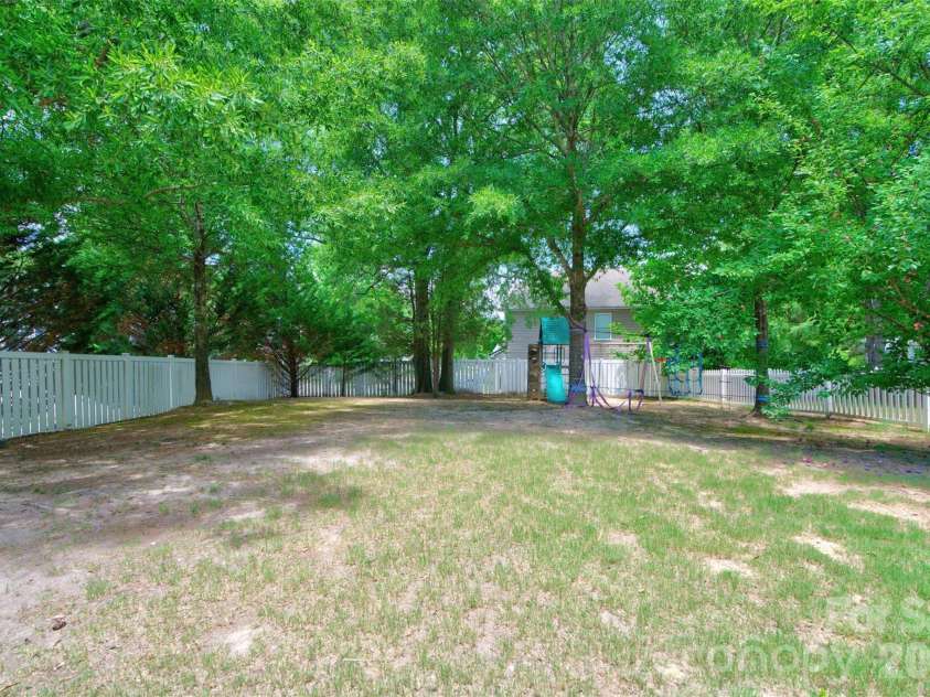 205 Sycamore Creek Road, Fort Mill, SC 29708.  MLS# CAR4393850, YatesRealty ID 31674. 